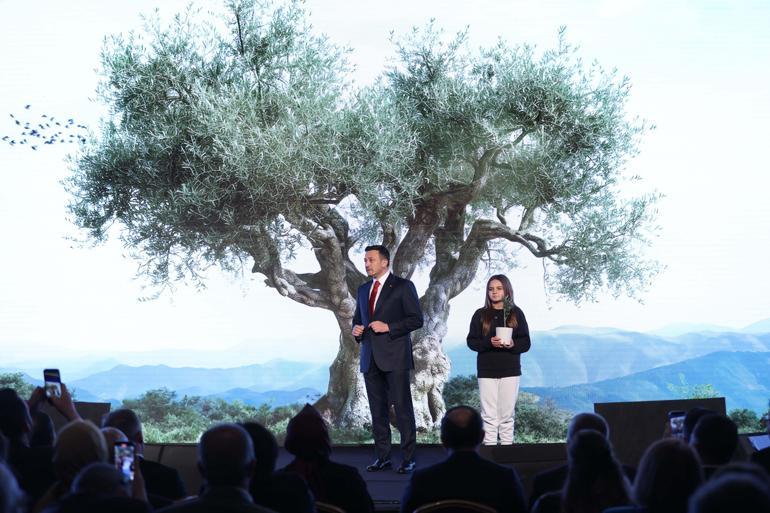 AK Parti'nin İzmir adayı Dağ, projelerini açıkladı