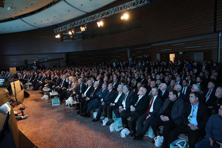 AK Parti'nin İzmir adayı Dağ, projelerini açıkladı