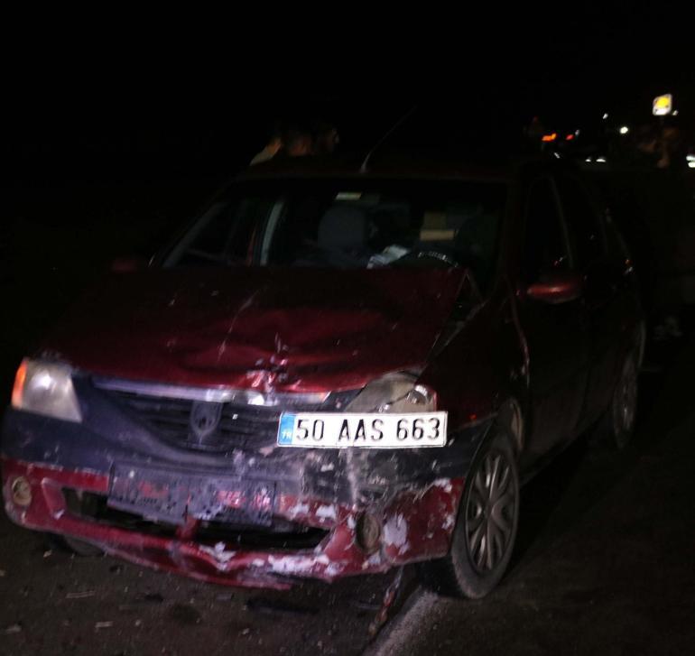 Nevşehir'de 3 otomobil zincirleme kazaya karıştı: 7 yaralı