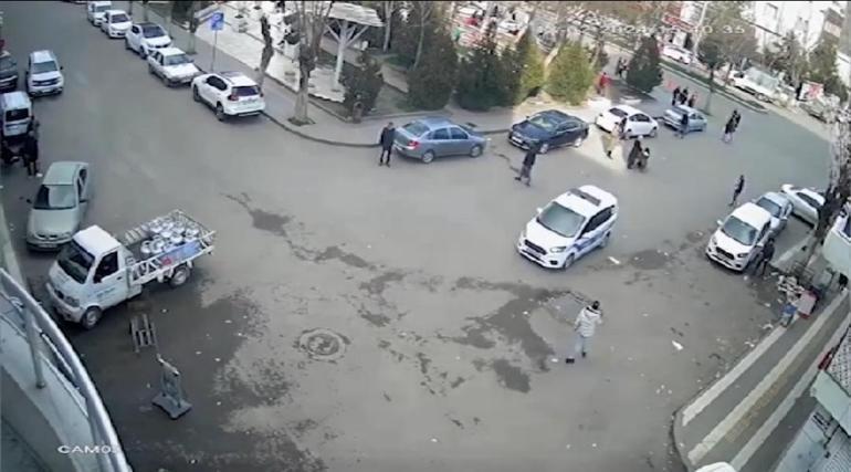 Diyarbakır'da 'dur' ihtarına uymayan şüpheli ile polis arasındaki takip kamerada