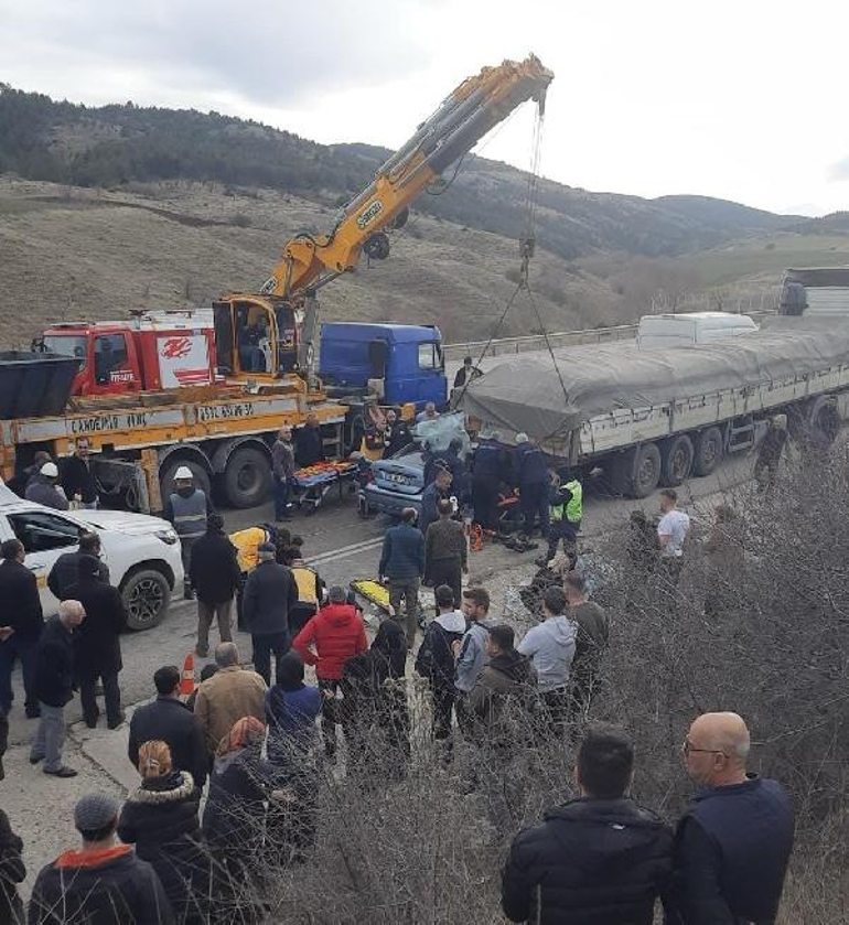 Ankara'da cenaze dönüşü kaza: 2 ölü, 4 yaralı