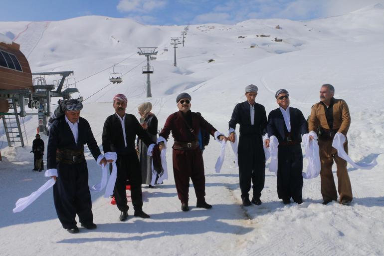 Hakkari'de 2 bin 800 rakımda Kar Festivali