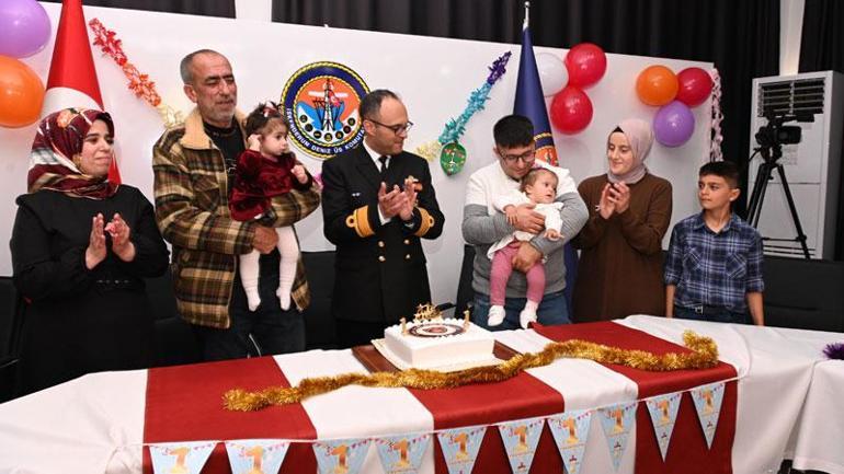 6 Şubat depremi sonrası 'TCG Bayraktar' gemisinde doğan bebeklere yaş günü kutlaması