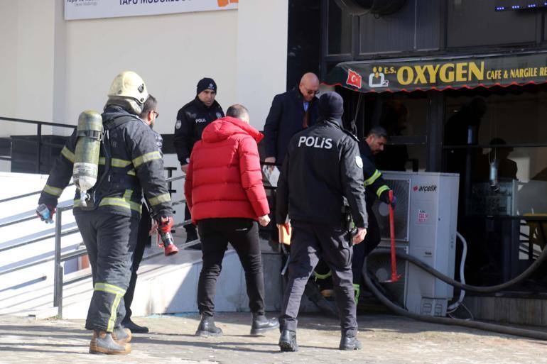 Gaziantep Tapu ve Kadastro Müdürlüğü binasının terasında çıkan yangın kontrol altına alındı