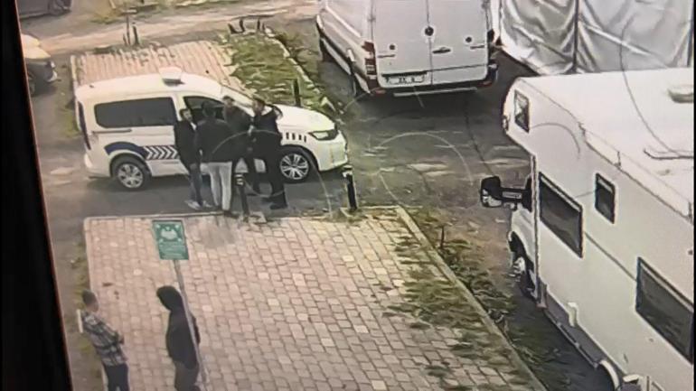 Zeytinburnu'nda mahalle bekçisi kendisine yumruk atan kişiyi bacağından vurdu