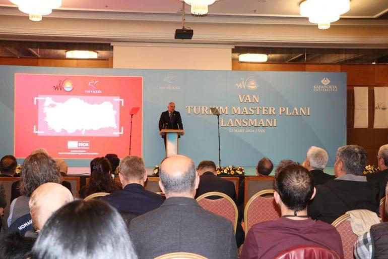 Bakan Ersoy, Van'da 'Turizm Master Planı' lansmanına katıldı