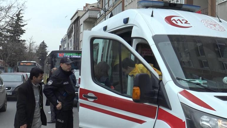 Avcılar'da yol verme tartışmasında doktoru yaralayan yumruk