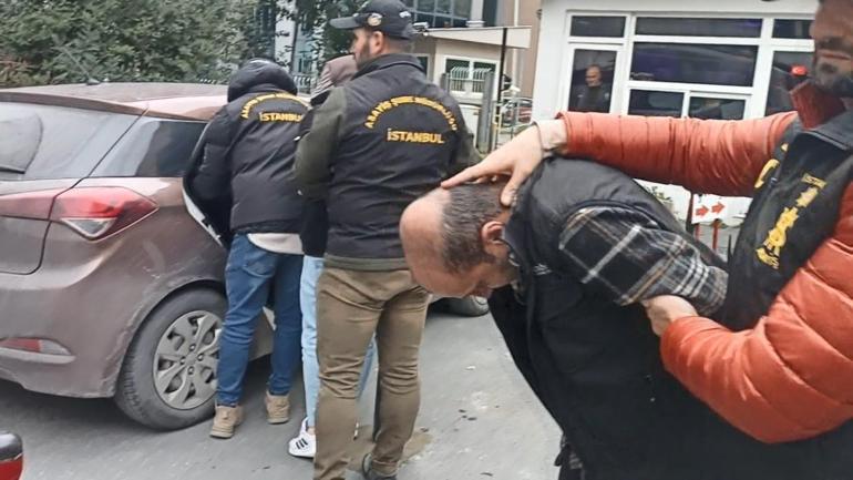 Milli futbolcu Kerem Aktüroğlu'nun trafikte yolunu kesen şüpheliler yakalandı