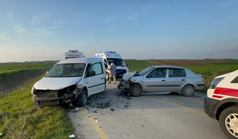 Tekirdağ’da otomobil ile hafif ticari araç çarpıştı: 7 yaralı