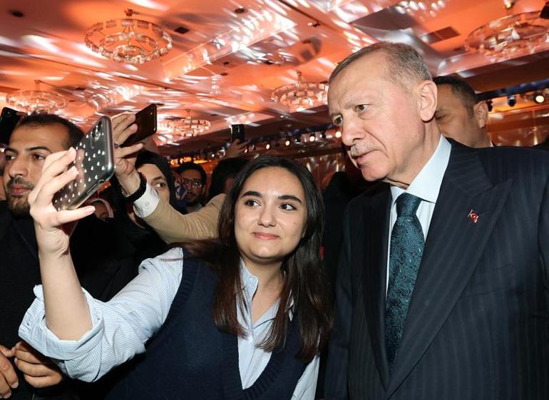 Erdoğan: 31 Mart'ı milletimizin önüne açılan yeni bir fırsat penceresi olarak görüyoruz