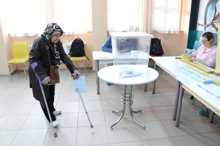Eskişehir'de ilk oylar sandıkta
