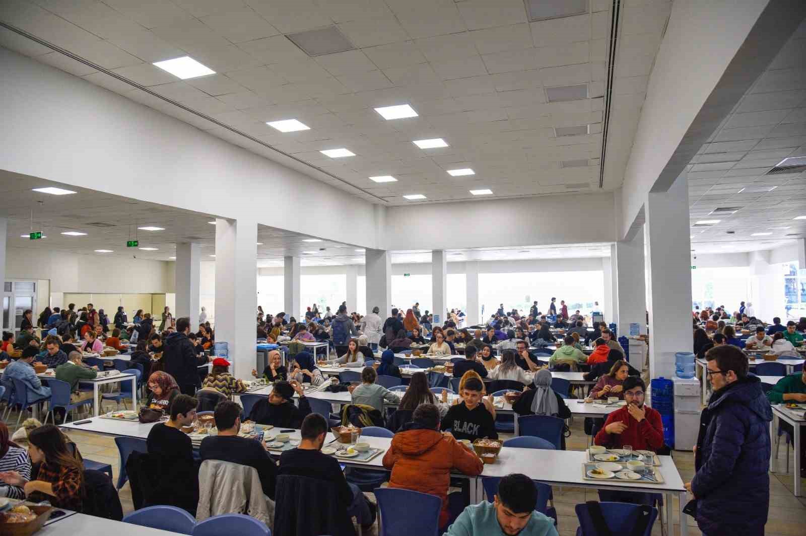 Anadolu Üniversitesi yemekhanesi Ramazan ayında da hizmet verecek