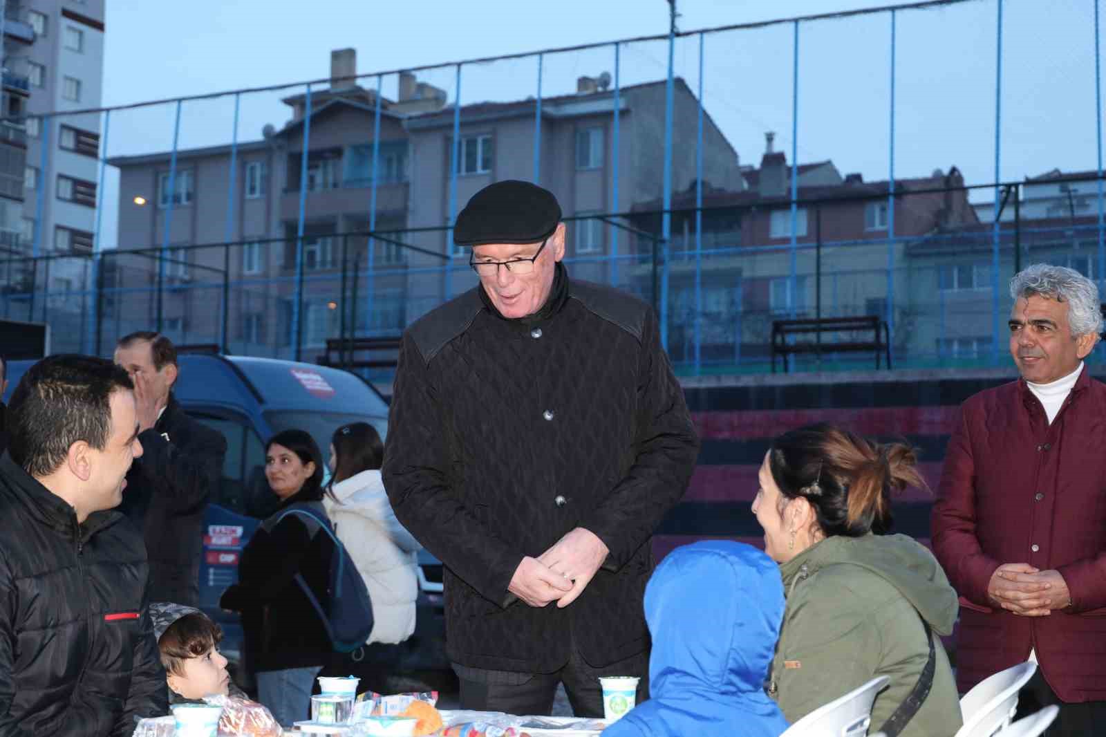 Kazım Kurt’tan Büyükdere’ye 5 bin kişilik dev iftar sofrası