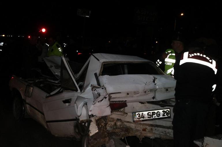 Nevşehir'de buzlanan yolda 14 araç birbirine girdi: 7 yaralı