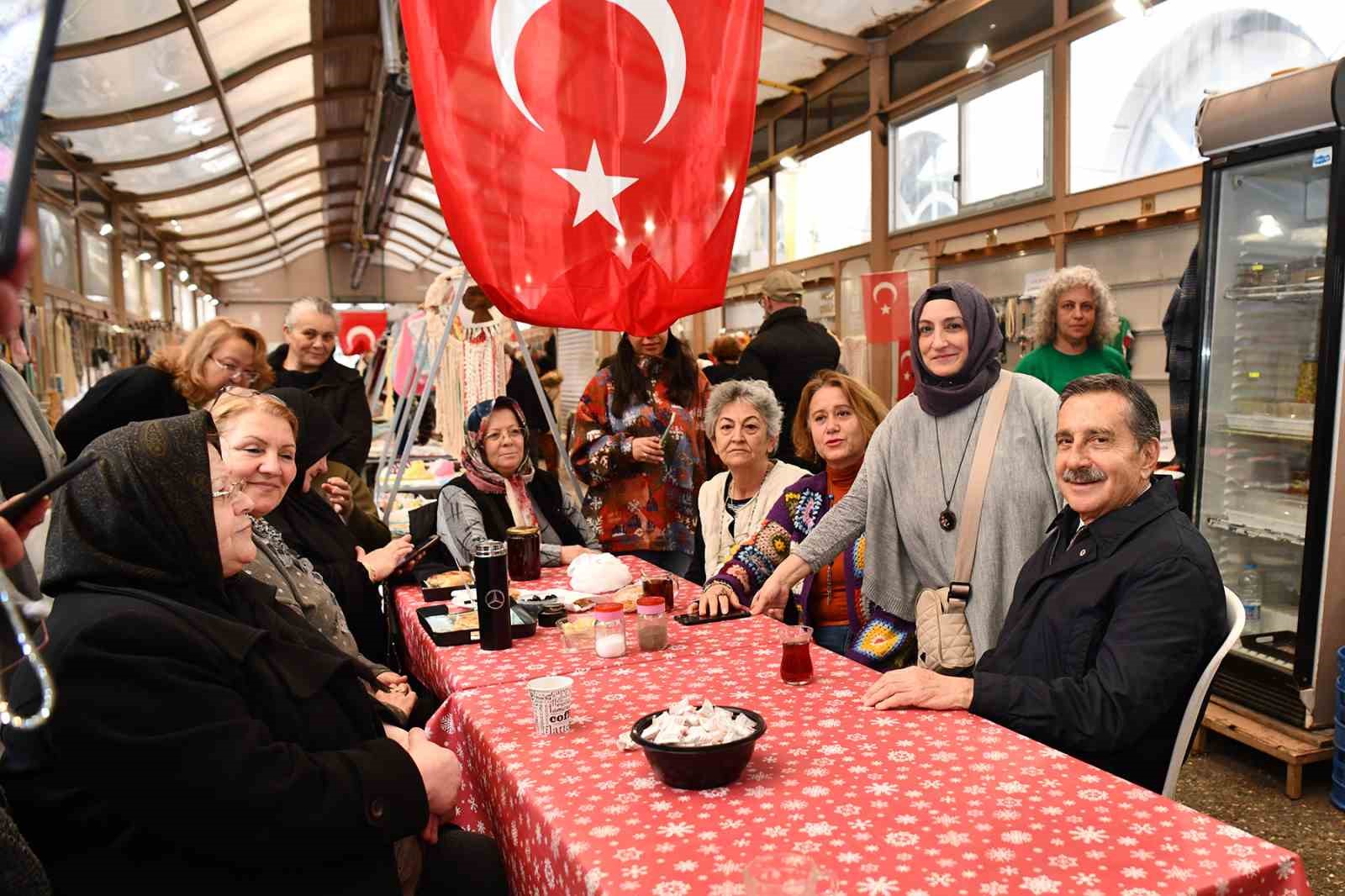 Kadınların el emeği, 8 yıldır Hanımeli Sokak’ta sergileniyor