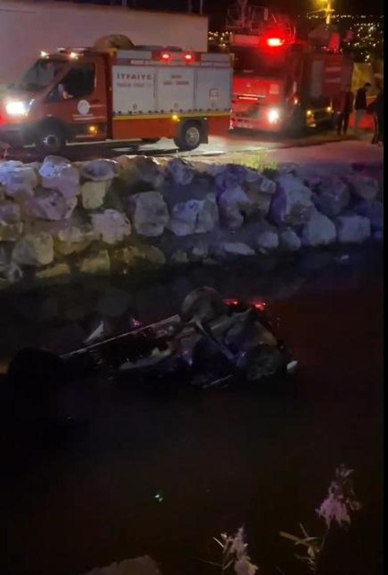 Otomobilin su kanalına düştüğü, sürücünün öldüğü kaza kamerada