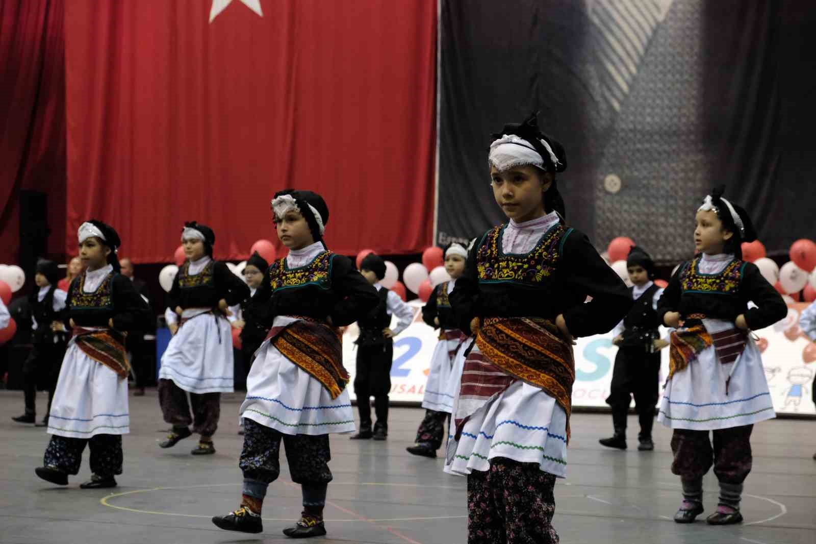 ESOGÜ’de düzenlenen törenle çocuk bayramı coşkuyla kutlandı