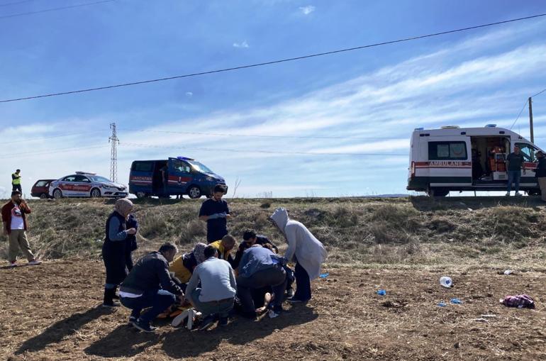 Ankara'da otomobil şarampole yuvarlandı; 6 yaralı