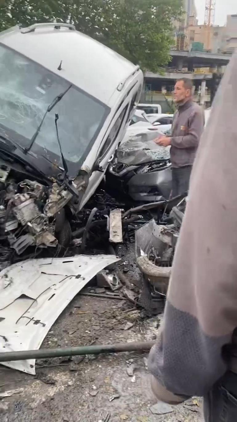 Beşiktaş'ta 7 aracın karıştığı zincirleme kaza: Yaralılar var