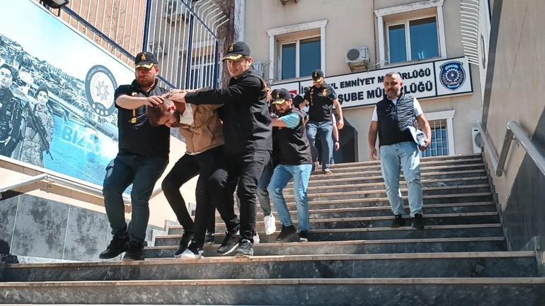 Arnavutköy'de cinayetle sonuçlanan muhtarlık kavgasında şüpheliler adliyeye sevk edildi