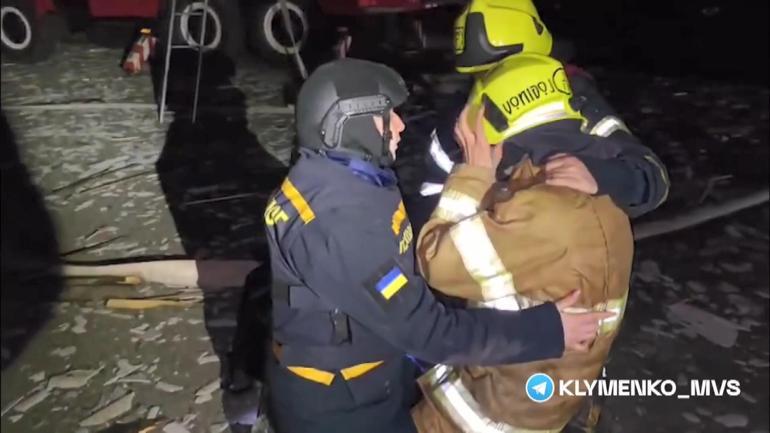 Rusya, Harkiv’i vurdu, 3 kurtarma görevlisi ve 1 sivil öldü