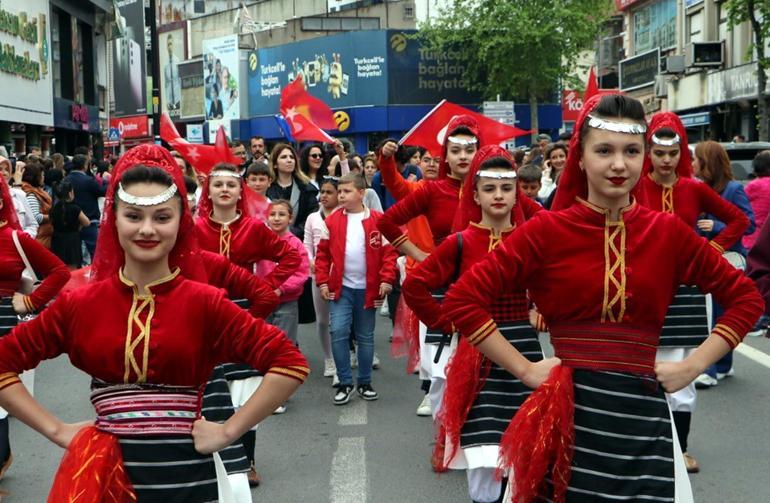 Tekirdağ'da 23 Nisan kutlamaları, Balkan ülkelerinden gelen çocukların katılımıyla başladı
