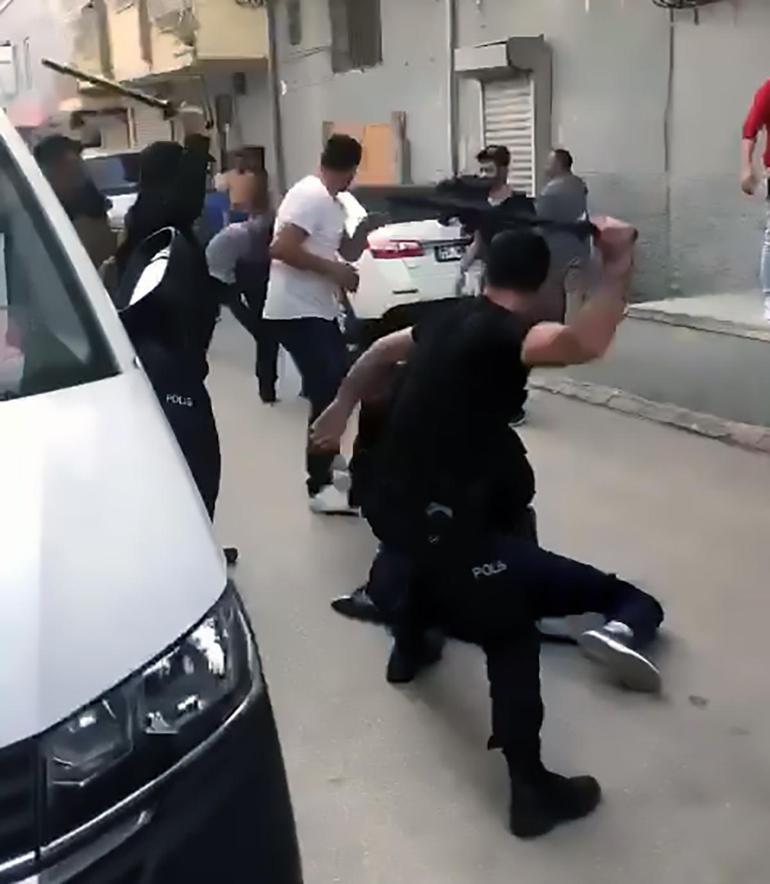Mazbata kavgasına polisten biber gazlı müdahale