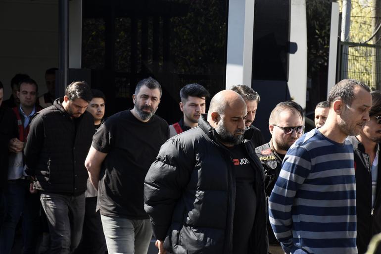 Beşiktaş'taki gece kulübü yangınında gözaltına alınan 11 kişi adliyeye sevk edildi