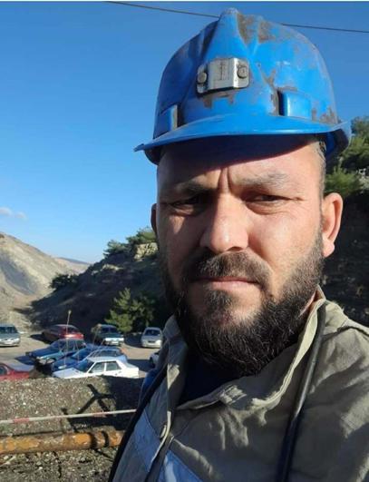 Soma'daki kömür ocağında hayatını kaybeden madenci, memleketi Kütahya'da toprağa verildi