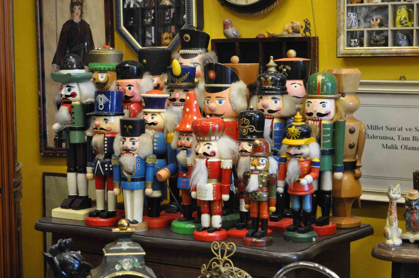 Eskişehir’de bir oyuncak müzesi kurmak isteyen antikacı destek istiyor