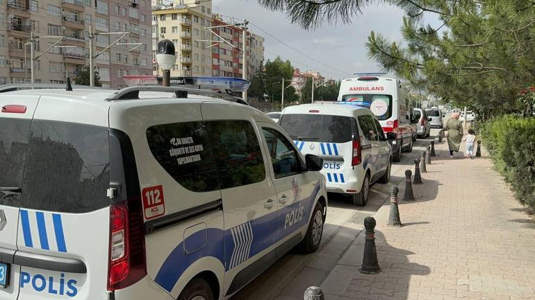 4'üncü kattaki evinin penceresinden düşüp, öldü