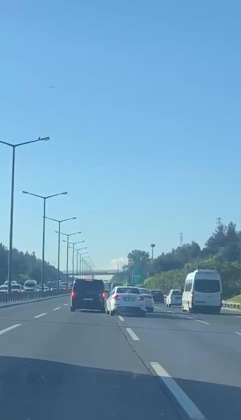 Beykoz'da sürücülerin tehlikeli yol verme inatlaşması