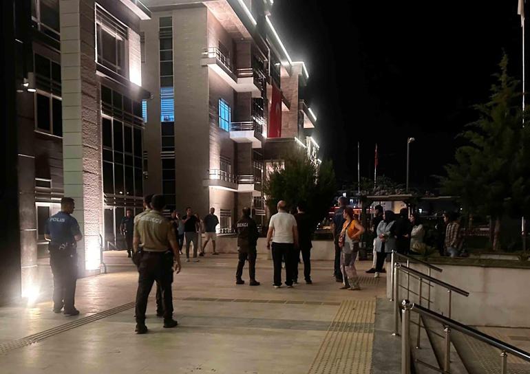 Antalya'da 2 çocuğa şiddet uygulayan kreş sahibi tutuklandı; olay anı kamerada