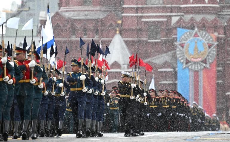 Putin: Batı, İkinci Dünya Savaşı’nın derslerini unutmaya çalışıyor