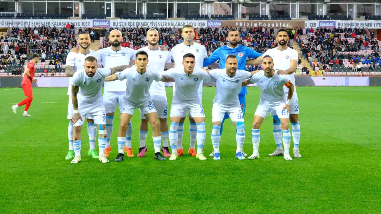 TFF 3. Lig: Anadolu Üniversitesi: 1 - Efeler 09 Spor Futbol Kulübü: 2