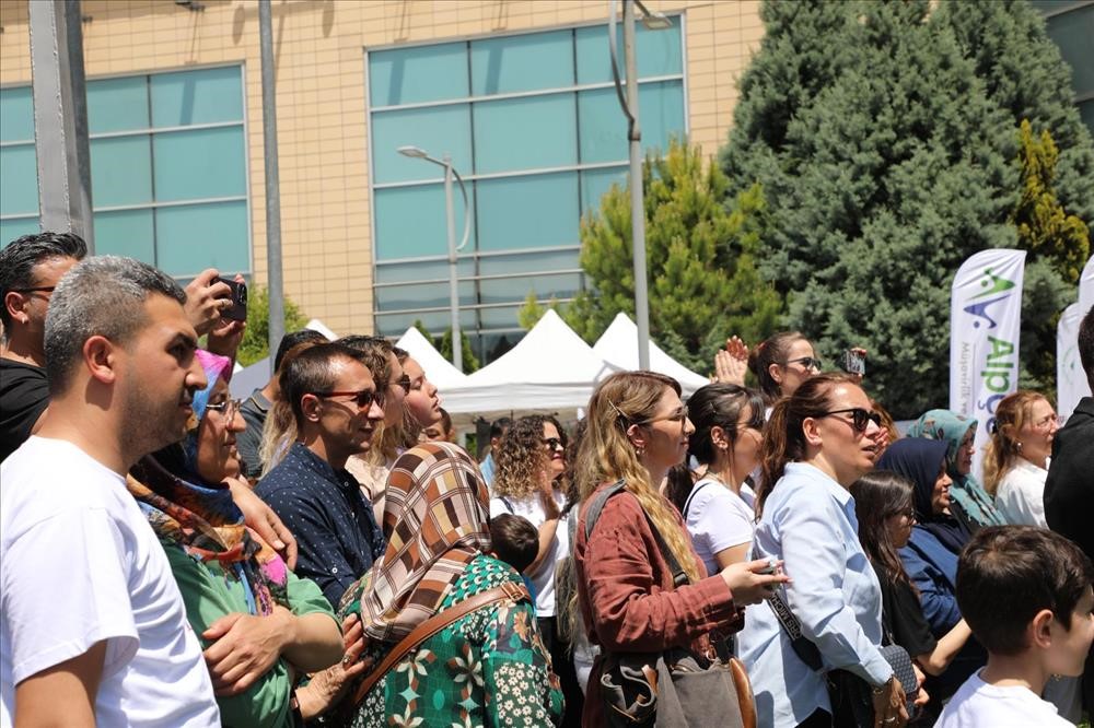 ESTÜ Çevre Şenliği, yoğun katılımla gerçekleştirildi