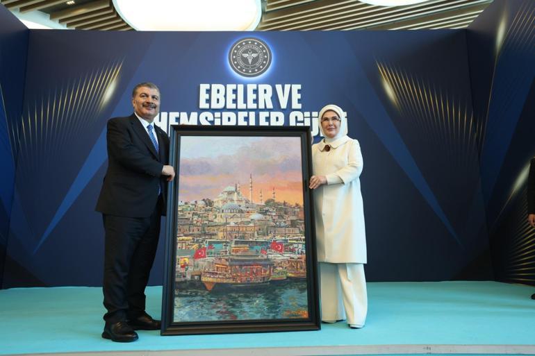 Emine Erdoğan: Sağlık alanında şiddeti kabul etmemiz mümkün değil