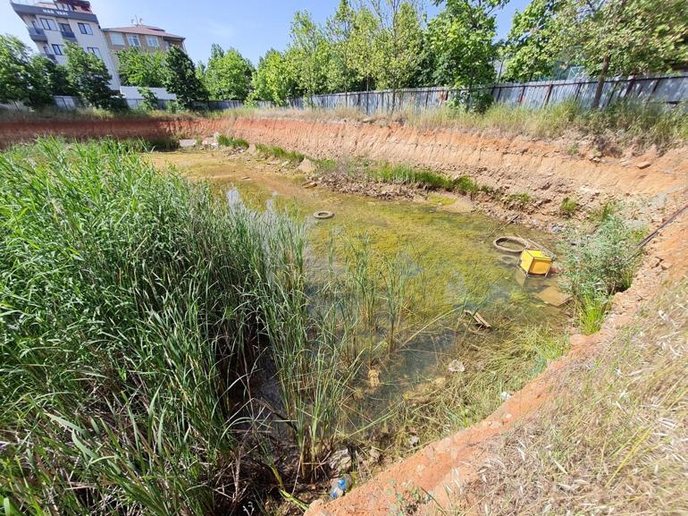 Sancaktepe'de inşaat temelindeki su tahliye edildi