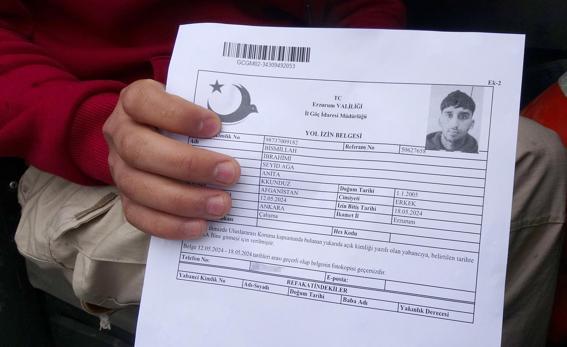 Bin liraya photoshop yaptırdığı yol izin belgesi, Afgan yolcuyu ele verdi