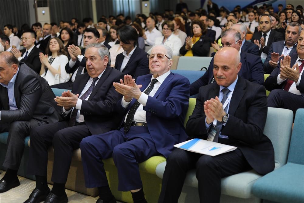 Rektör Özcan ISUDEF’24 sempozyumuna Honorary Chair olarak katıldı