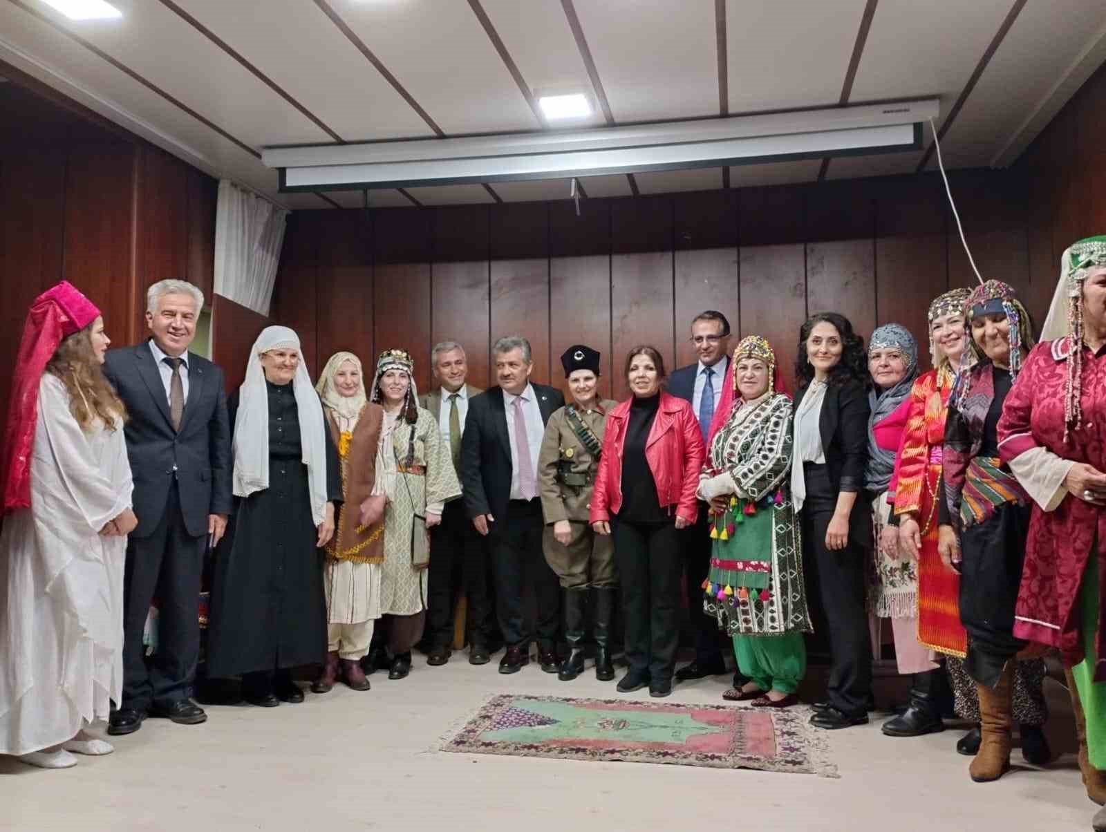 Öğrencilerle buluşan iş insanları değerli tavsiyeler verdi