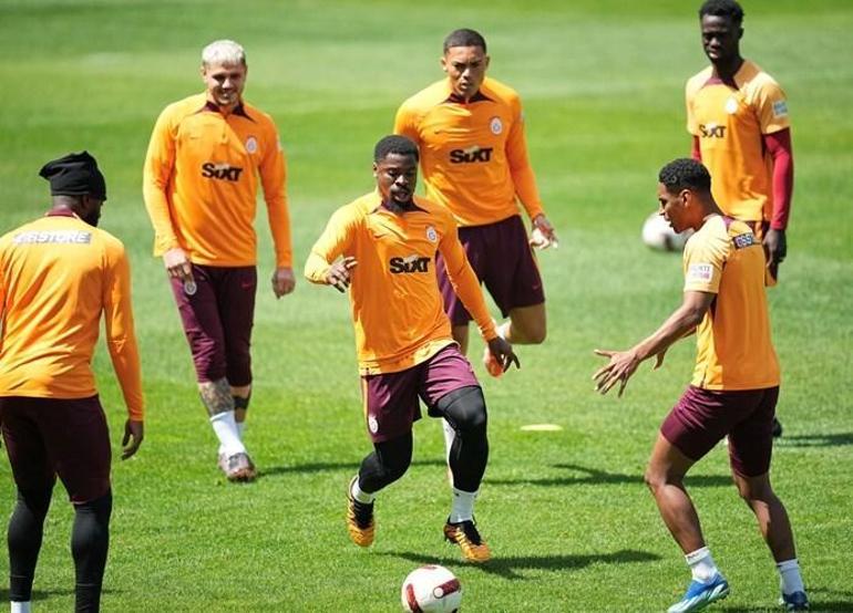 Galatasaray'da Fenerbahçe derbisinin hazırlıkları devam ediyor