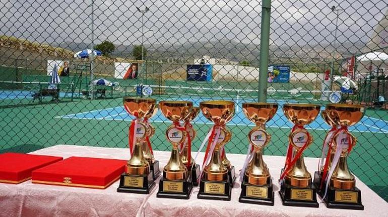 Şırnak’ta Cudi Cup Tenis Turnuvası sona erdi