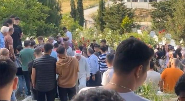 Sultangazi'de sokak ortasındaki tartışma kanlı bitti: 1 ölü 1 yaralı