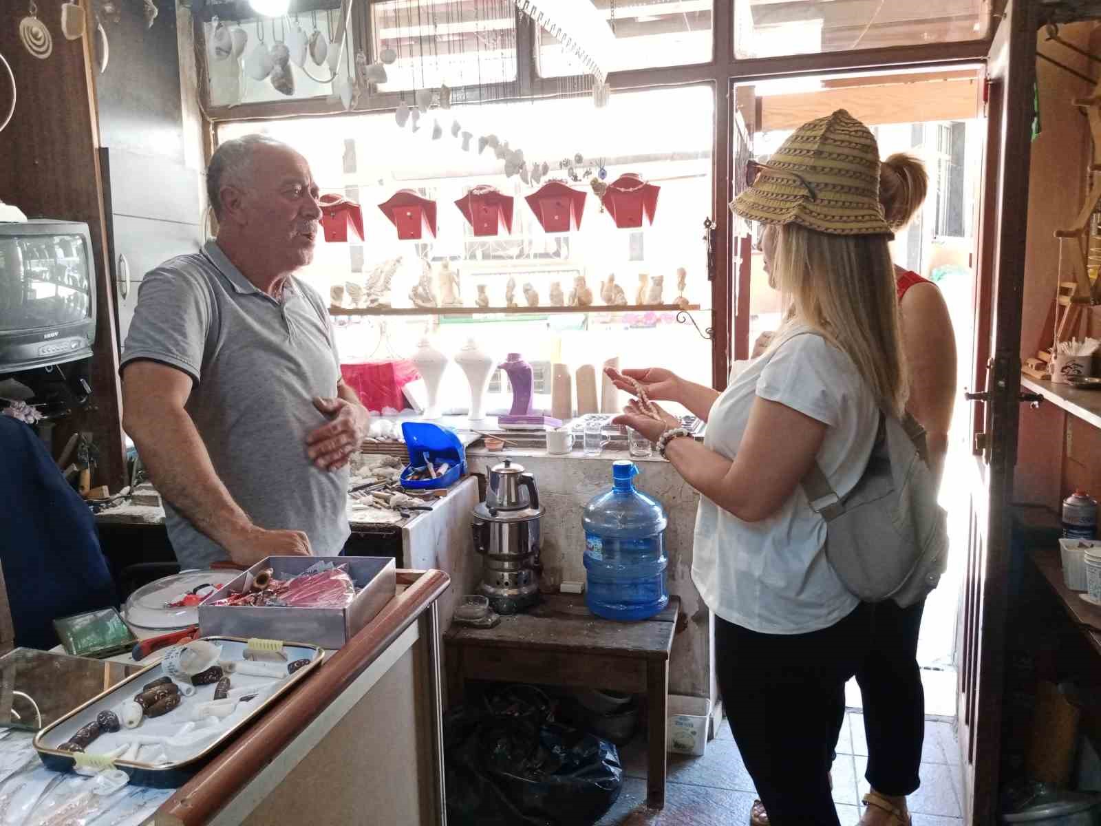 Odunpazarı esnafının bayramda beklediği yoğunluk oluşmadı