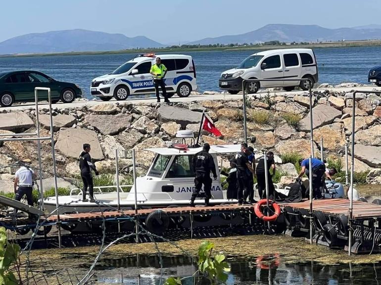 Tekneleri alabora olan anne ve 2 kızının 18,5 saat ölüm kalım savaşı