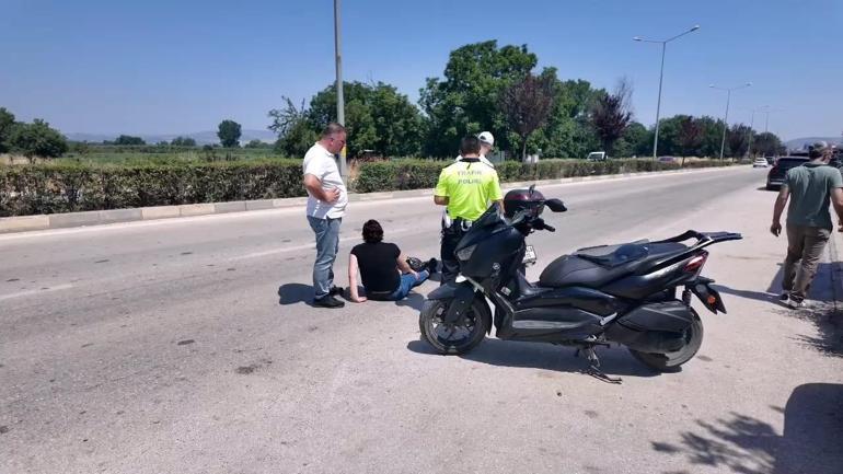 Bursa’da 2 motosiklet çarpıştı; sürücüler yaralandı