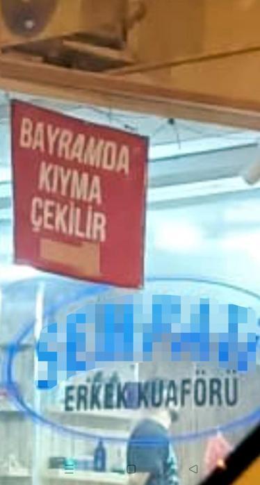 Nalburda 'kıyma çekilir' afişi