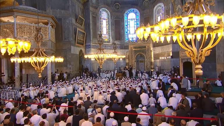 Cumhurbaşkanı Erdoğan, Ayasofya Camii'nde hafızlık öğrencilerinin icazet törenine katıldı