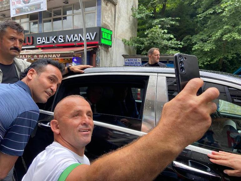 Cumhurbaşkanı Erdoğan'dan memleketi Rize'de komşu ziyareti